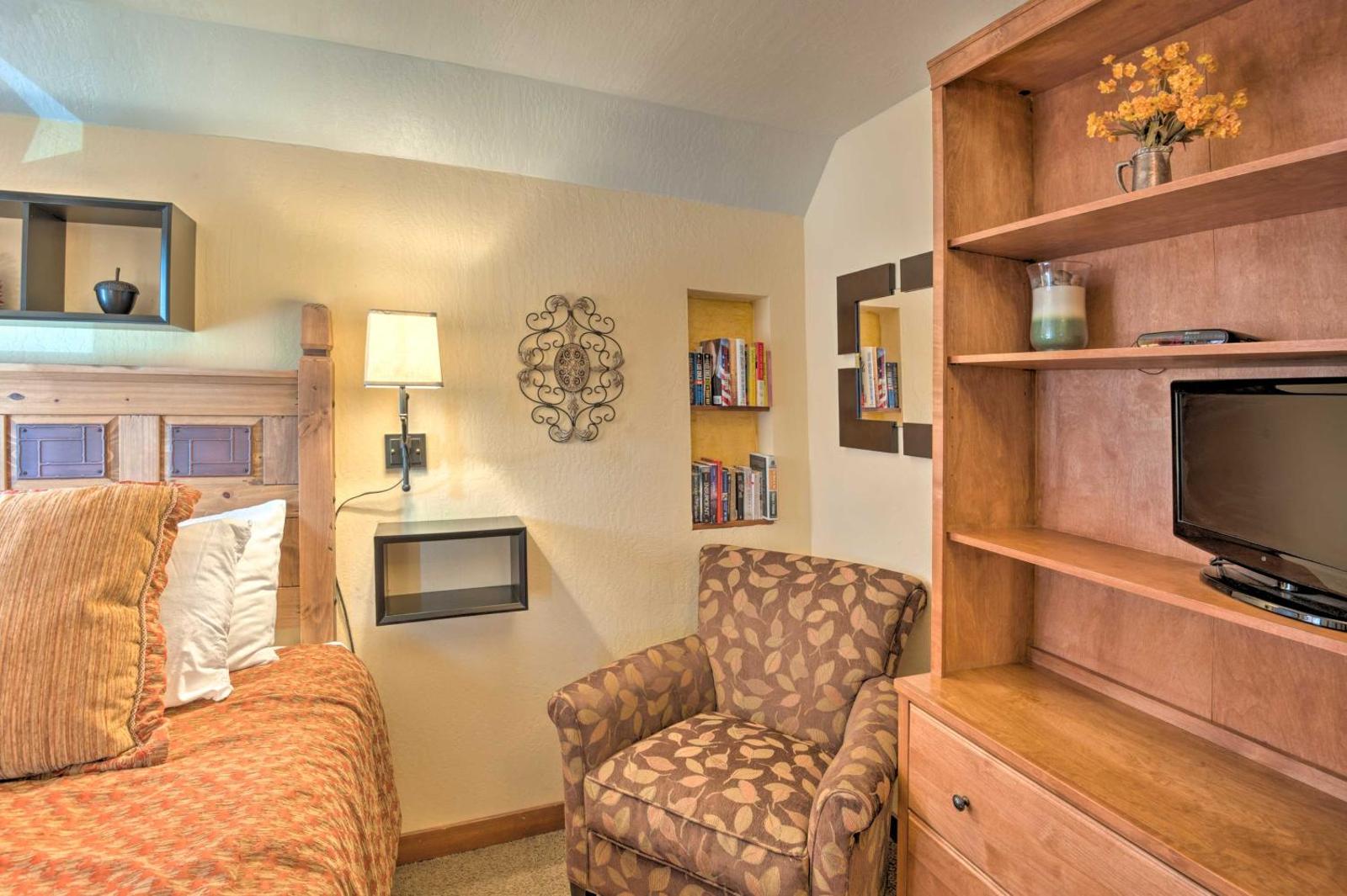 Heavenly Valley Hideaway with Lake Tahoe Views! Main image 2